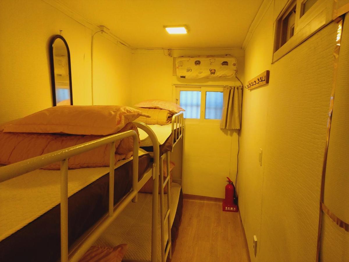 Seoul Guesthouse Foreigners Only Екстер'єр фото
